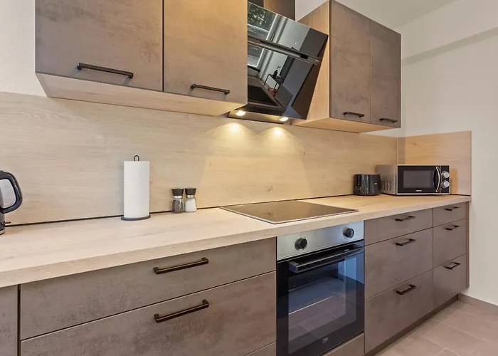 Hillside Zentrale Lage Bikepark & Piste Lägenhet *